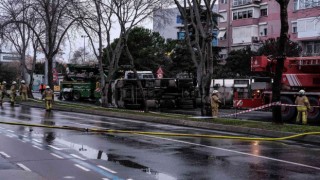 Bakırköyde devrilen LPG yüklü tanker 6 saat sonrası yoldan kaldırıldı