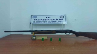 Balıkesirde polisten Huzur Operasyonu: 25 gözaltı