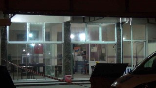 Bandırmada kahvehanede çıkan tartışma silahlı kavgaya dönüştü: 3 yaralı