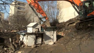 Başakşehirde tespiti yapılan son metruk binanın yıkımı yapıldı