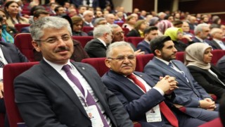 Başkan Büyükkılıç, Ankarada 3 bakanla görüştü, Cumhurbaşkanı Erdoğanın Toplantısına katıldı