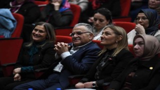 Başkan Büyükkılıç, ‘Siyaset Akademisi Kadın programına katıldı