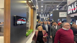 Başkan Çopuroğlu Kayserili mobilyacıları yalnız bırakmadı