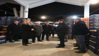 Başkan Doğandan hal esnafıyla bir araya geldi