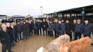 Başkan Özcan, yetiştiricilerin sorunlarını dinledi