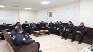 Başkan Özlü çalışanları yalnız bırakmadı