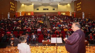 Başkan Yalçının minik öğrenci ile şiir düeti