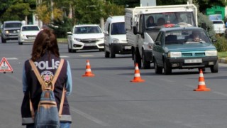 Bayburtta trafiğe kayıtlı araç sayısı aralık ayı sonu itibarıyla 16 bin 425 oldu