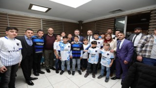 Bayraklının kalbinde spor ve sanat