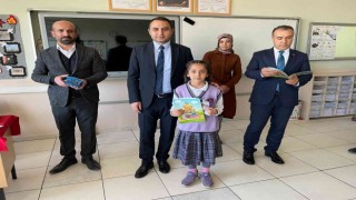 Besnide 18 bin 594 öğrenci karne sevinci yaşadı