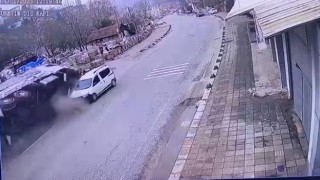 Beykozda duvara çarpan kamyon metrelerce sürüklendi: 2 ağır yaralı