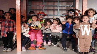 Bilim merkezinde dolu dolu ara tatil