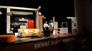 Bozüyük Belediye Tiyatrosu “Ayrılık” ile sahnede