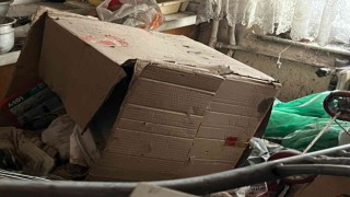 Bu evden yaklaşık 40 ton çöp çıkartıldı