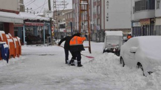 Bulanıkta kar yağışı: 89 yerleşim yerinin yolu kapandı