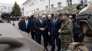 Bulgaristan Cumhurbaşkanı Radev, Avusturya Başbakanı Nehammer ile bir araya geldi