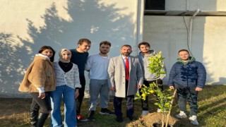 Burhaniyede üniversiteli gençlerden örnek bir proje daha