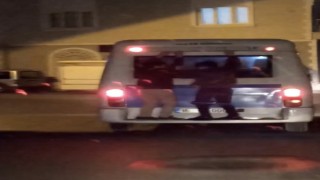 Bursada çocukların tehlikeli yolculuğu kameralarda