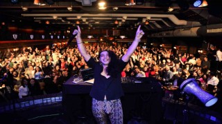 Bursada DJ Ai Taş ile 90lara yolculuk