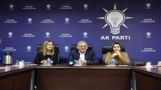 Büyükkılıç, AK Parti Kayseri İl Kadın Kolları Üyeleri ile istişare toplantısı gerçekleştirdi