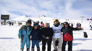 Büyükşehirin kayak okulu kayıtları devam ediyor