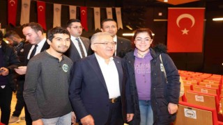 Büyükşehirin Kitap Okuma Yarışmasına yoğun ilgi