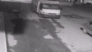 Çaldıkları kamyoneti halatla çekerek götürdüler