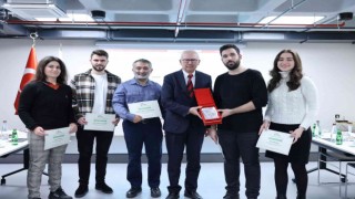 ‘Çevreci kampüs fikirleriyle ödül aldılar