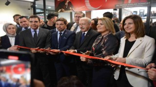 CHP Lideri Kemal Kılıçdaroğlu kütüphane açılışı için Kocaelide