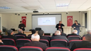 Cizrede aile okulunun yeni öğrencileri muhtarlar oldu