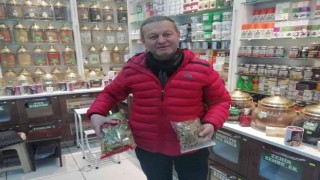 Çoğalan hastalıklar işlerini arttırdı, ama bu durumdan memnun değil