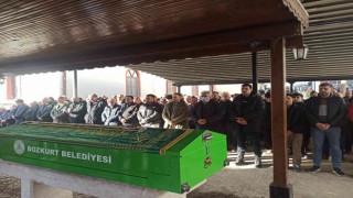 Çok sevdiği Fenerbahçenin mağlup olduğu derbi sırasında kalp krizi geçiren vatandaş hayatını kaybetti