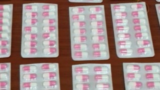Çorlu ve Süleymanpaşada 2 şüphelinin üzerinden uyuşturucu çıktı