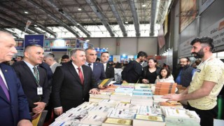 Çukurova Kitap Fuarı açıldı
