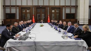 Cumhurbaşkanı Yardımcısı Oktay, MSBnin düzenleme ihtiyaçlarına yönelik toplantıya başkanlık etti
