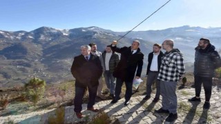 Dağların zirvesinde yatırımcılara arazi sağlamak için uğraş veriyorlar