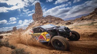 Dakar Rallisinin 7. gününde Guthrie ve Baciuska zirvede