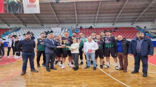 Değirmenderespor Basketbol Takımı Kocaeli şampiyonu