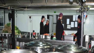 Denizlide 35 bin öğrenci ücretsiz yemek yiyecek