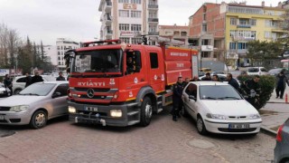 Depoda çıkan yangın itfaiye ve vatandaş seferberliğiyle söndürüldü