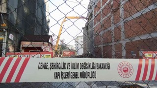 Depremin izleri tek tek siliniyor