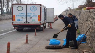 DİSKİ, ilçelerde kanalizasyon temizleme çalışmalarına devam ediyor