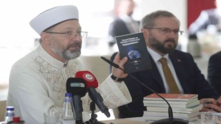 Diyanet İşleri Başkanı Erbaş, İsveçte Kuran-ı Kerim yakılmasını 120 ülkede mahkemeye taşıyacaklarını açıkladı