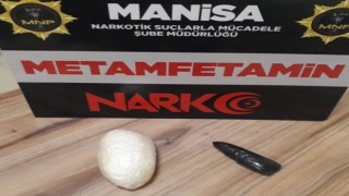 Durdurulan araçta metamfetaminle yakalandı