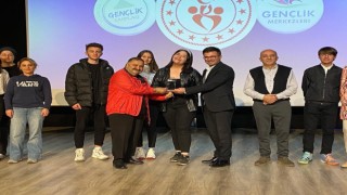 Düzce hayallerini sahneye taşıdı