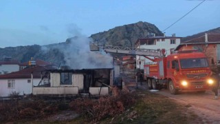 Elektrikli sobadan çıkan yangında 1 kişi hayatını kaybetti