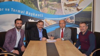 Emet Belediyesinde kadrolu işçilerin Toplu İş Sözleşmesi imzalandı