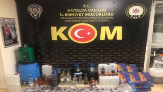 Emniyetten 20 adrese kaçak ve sahte içki operasyonu