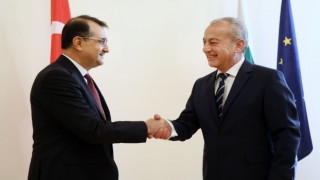Enerji ve Tabii Kaynaklar Bakanı Dönmez, Bulgaristan Başbakanı Donev ile bir araya geldi