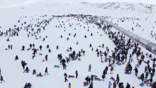 Erciyese sömestirde turist akını